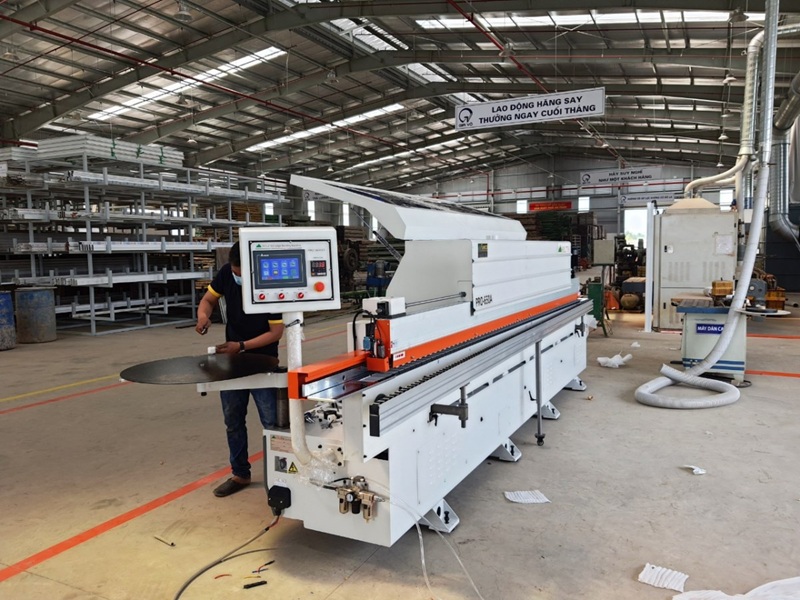 vì sao cần tìm nguồn dán cạnh uy tín